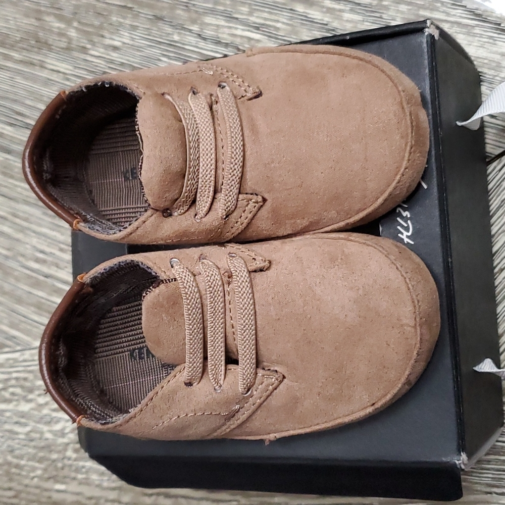 Kenneth cole baby shoes